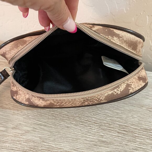 B Makowsky Brown Reptile Snake Print Pouch Wristlet with Strap - Picture 9 of 10